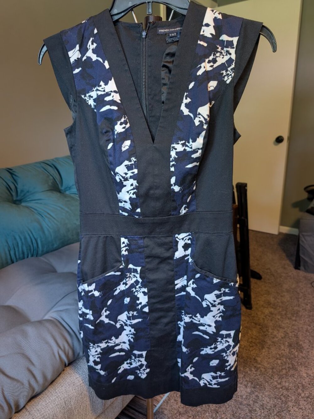 French Connection Sleeveless Dress with Pockets.  Size 2